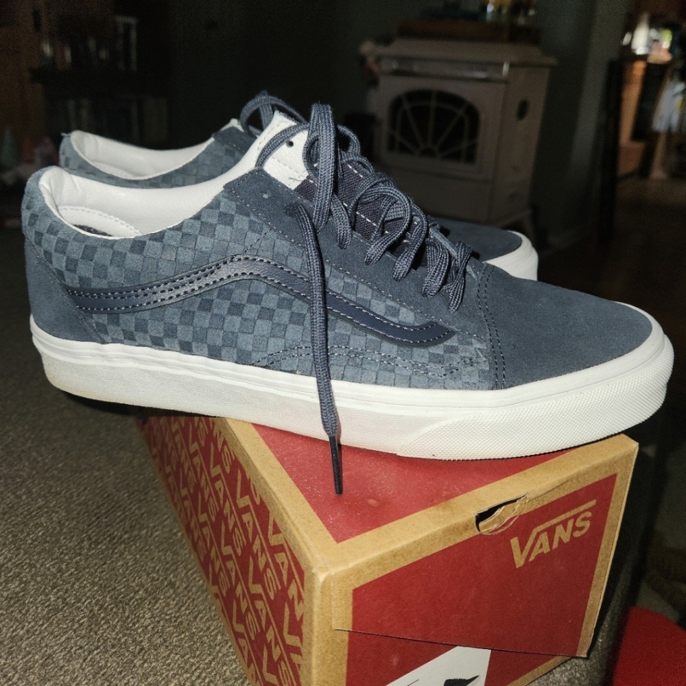 EUC Vans Old Skool blur embossed checks women sz 9.5 men sz 8